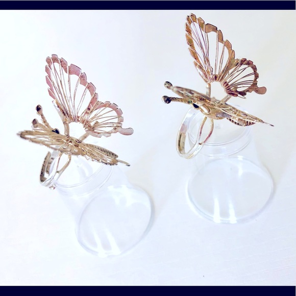 VTG 90s expandable size Silvertone butterfly rings - Picture 16 of 17